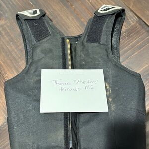 Phoenix Youth medium bull riding vest